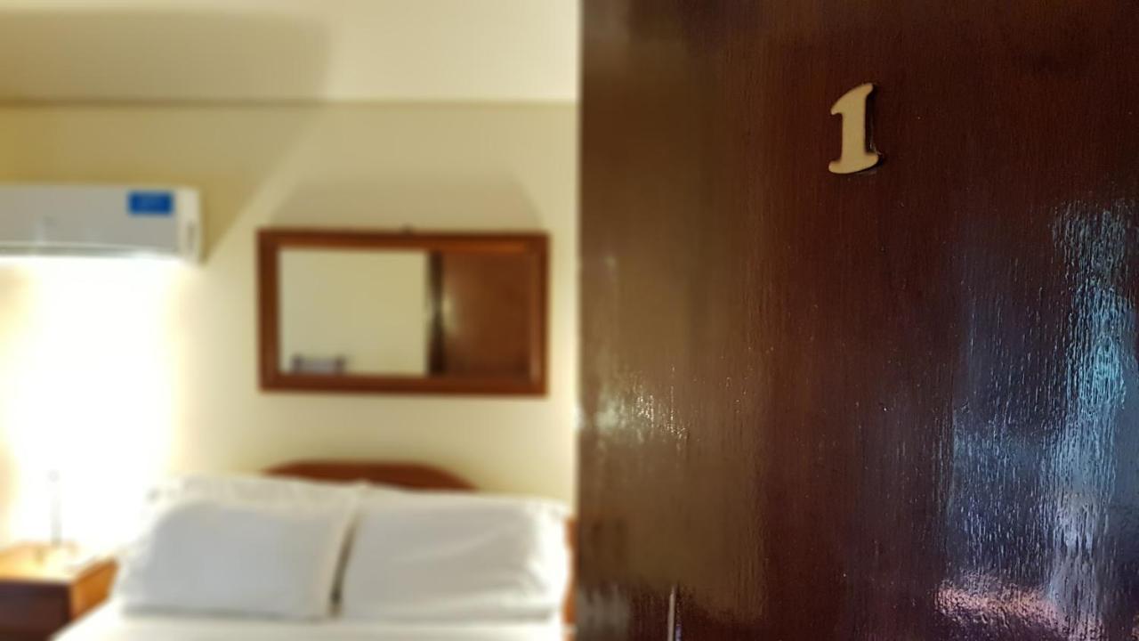 Casa Folks - Bed And Breakfast 伊瓜苏港 外观 照片