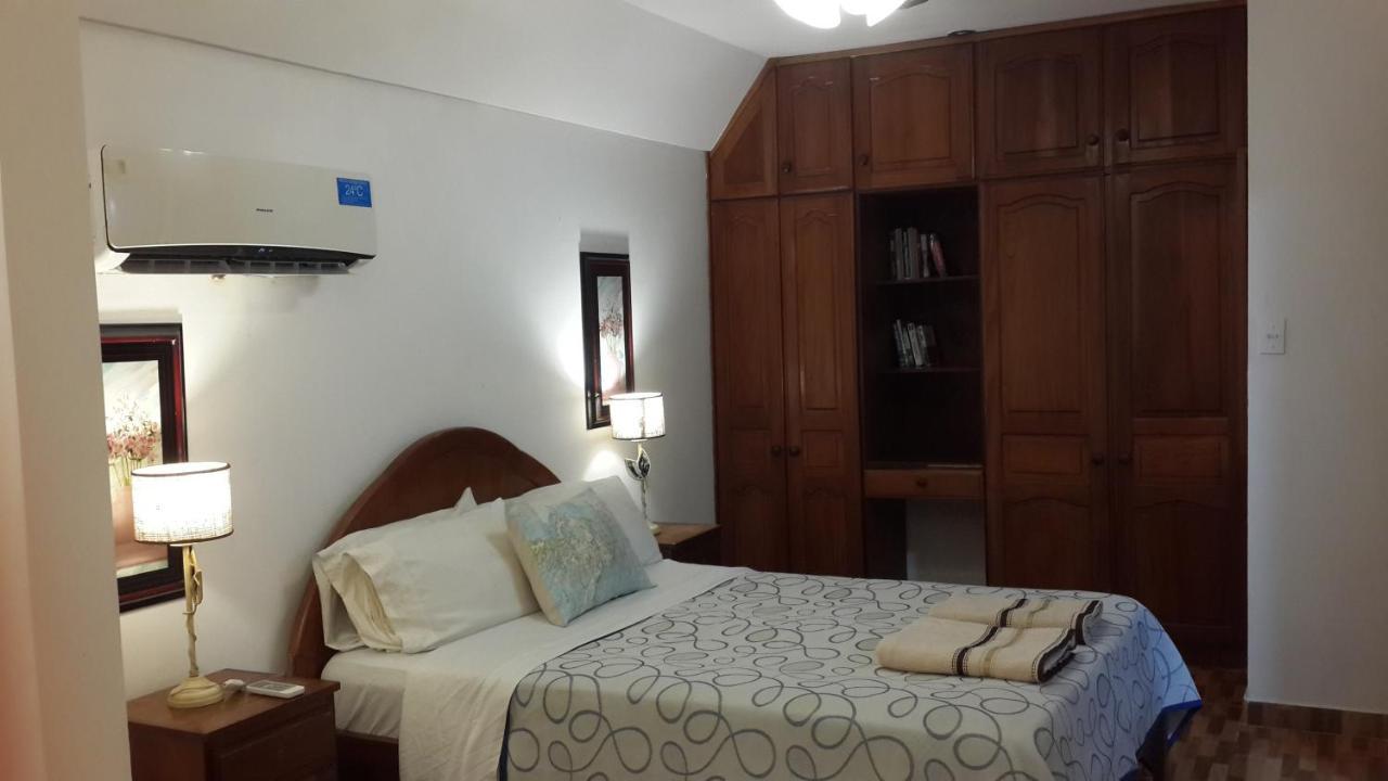 Casa Folks - Bed And Breakfast 伊瓜苏港 外观 照片