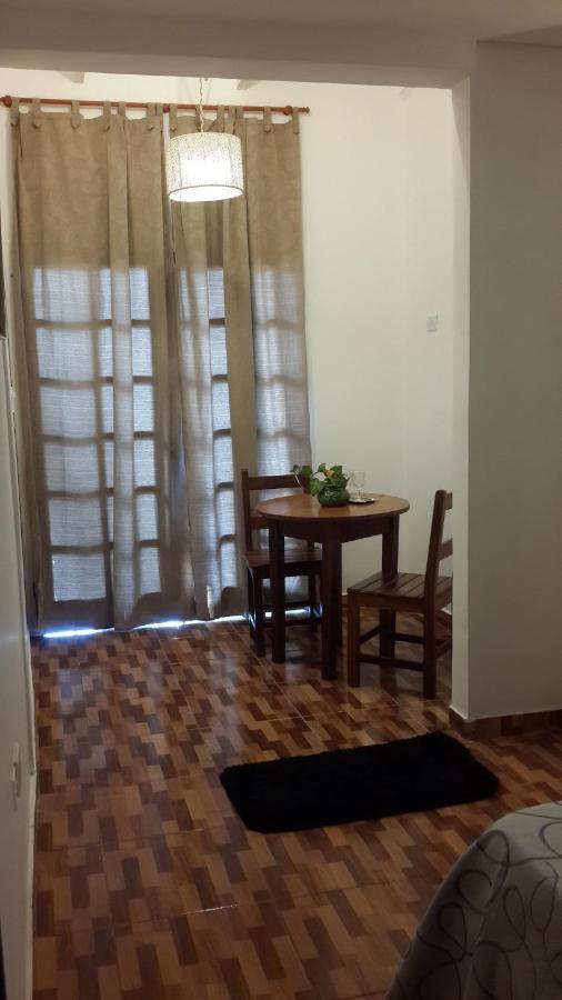 Casa Folks - Bed And Breakfast 伊瓜苏港 外观 照片